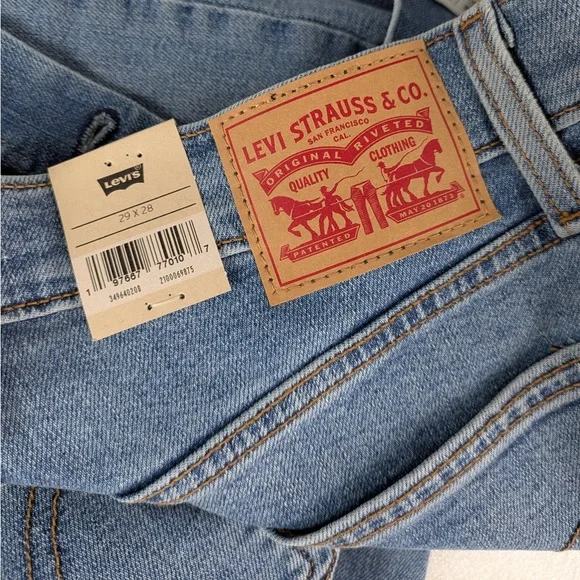 👯♀️Host Pick⚡️Levi's Wedgie Straight Jeans - Picture 14 of 16